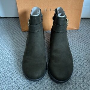 UNISA || Unpendy ankle boots